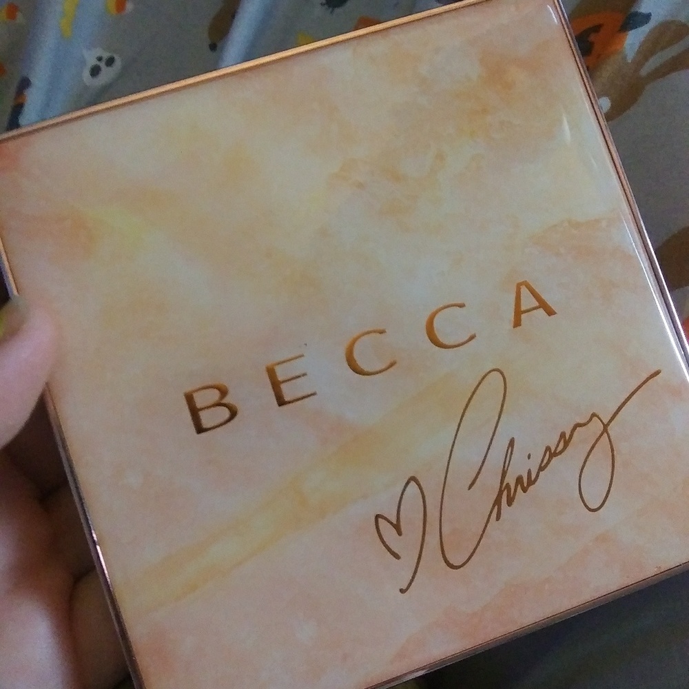 Becca x Chrissy teigan glow face palette